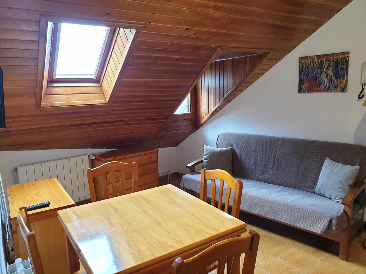 Estación Apartament Casa Xulla 2 מראה חיצוני תמונה
