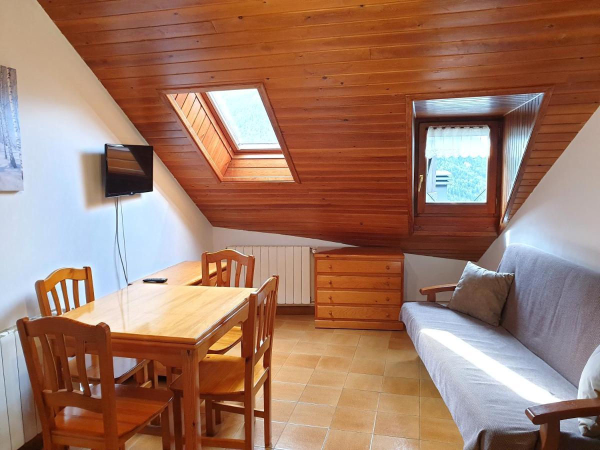 Estación Apartament Casa Xulla 2 מראה חיצוני תמונה