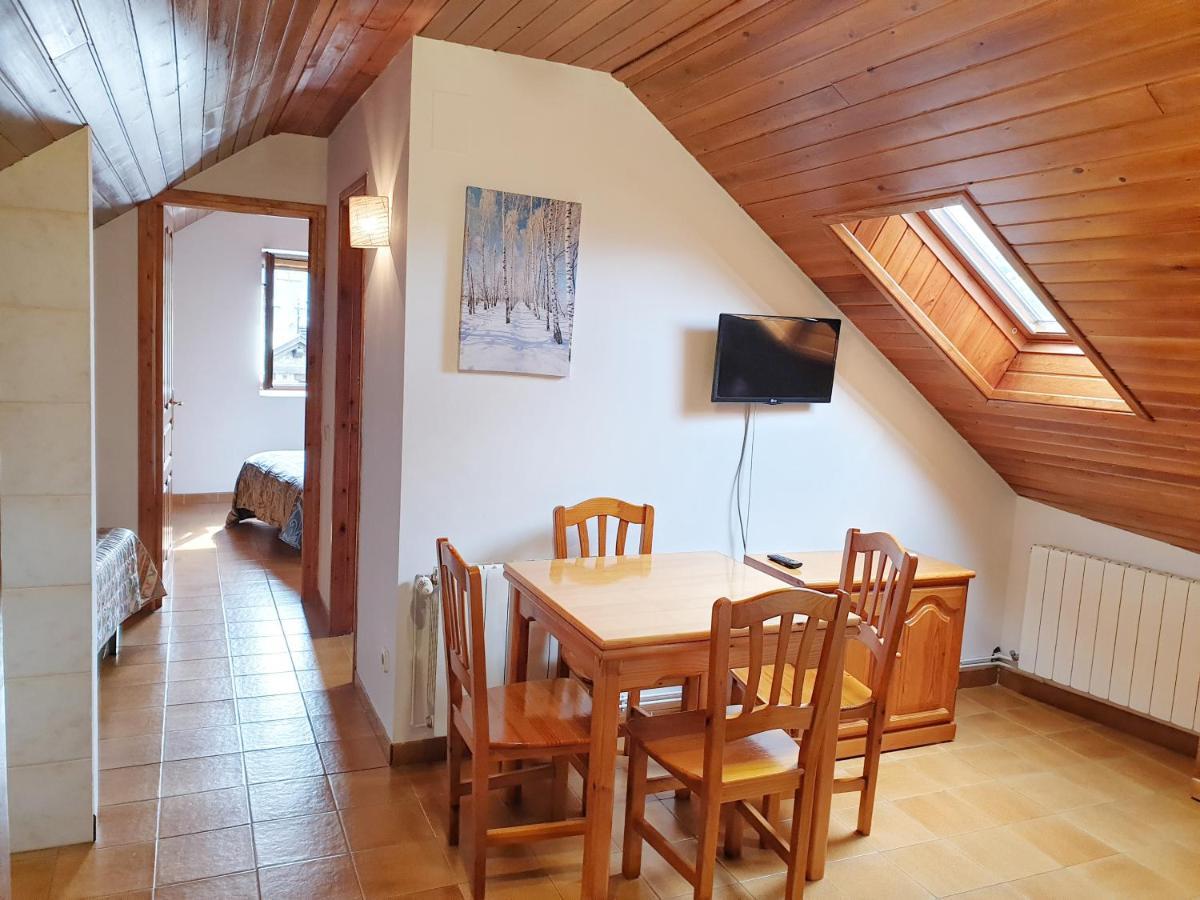 Estación Apartament Casa Xulla 2 מראה חיצוני תמונה